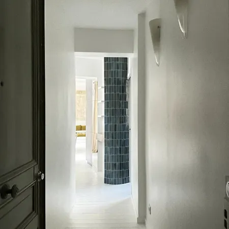 Modern & Charming Design - Near Pere Lachaise Apartment Paris