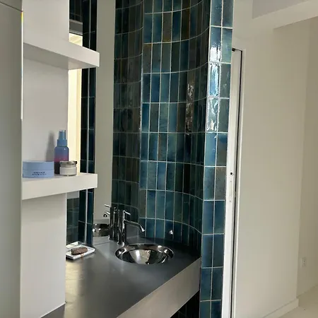 Modern & Charming Design - Near Pere Lachaise Apartment *
